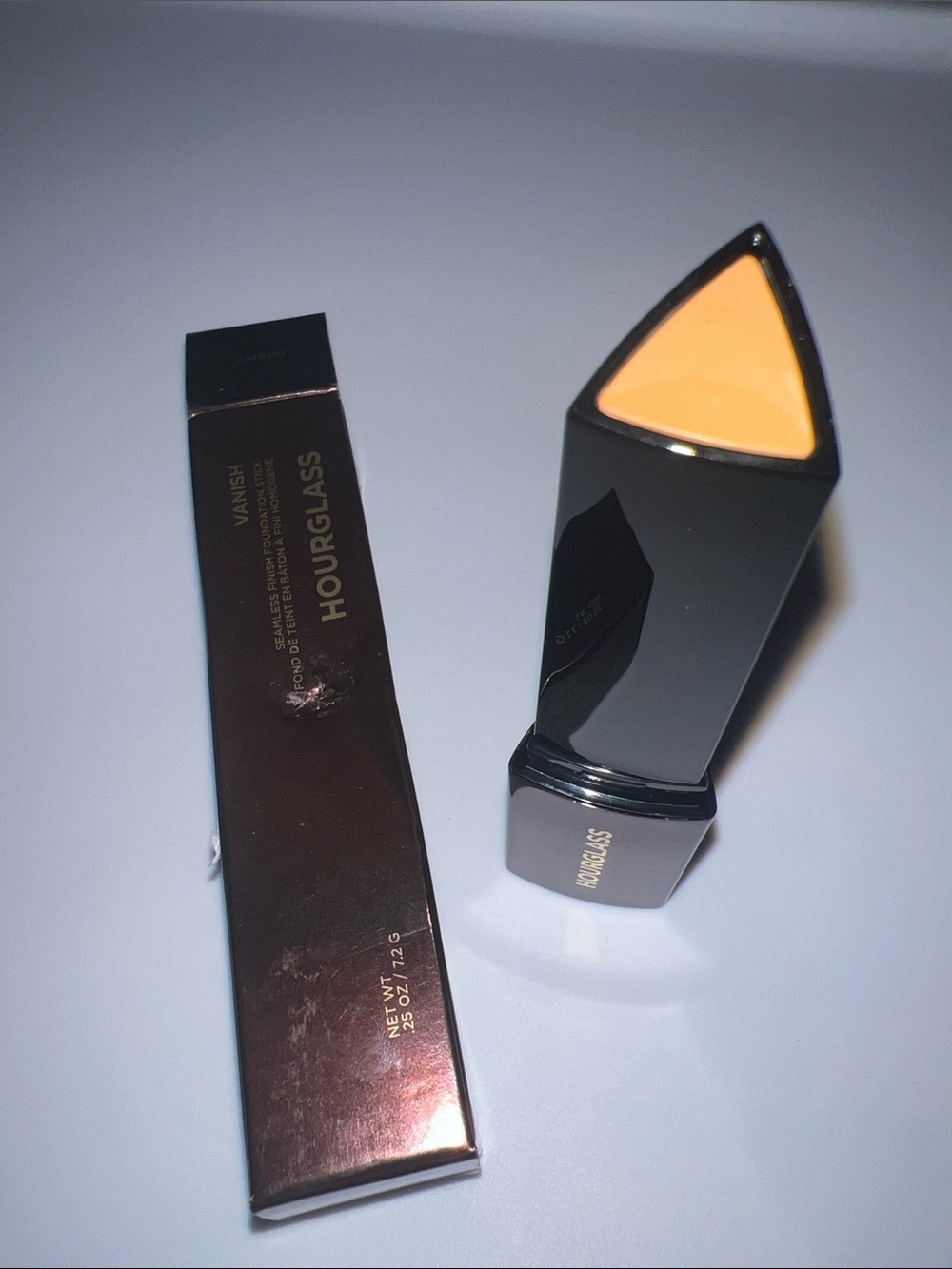 Hourglass Vanish Seamless Finish Foundation Stick -amber